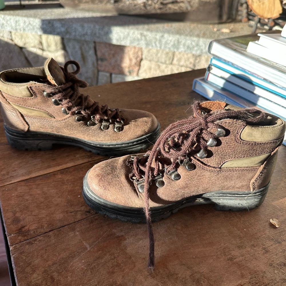 Timberland Brown Hiking Boots - Picture 5 of 5